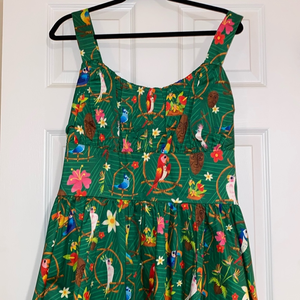 Disney The Dress Shop in Tiki Room
